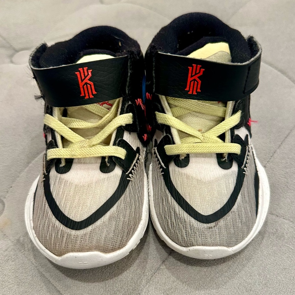 Nike Kyrie 8 Infinity SE Toddler Boys